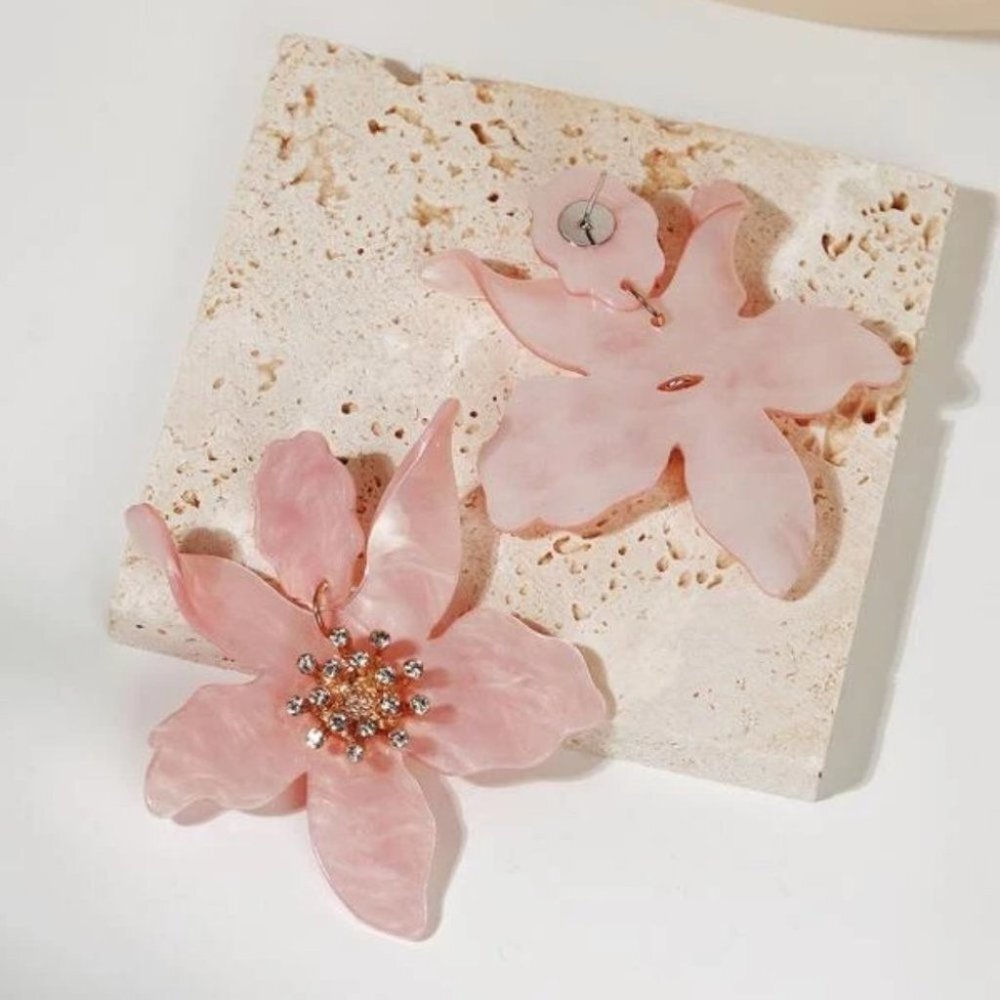 floral pink earrings - Picture 3 of 3